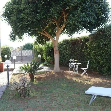 Willa Cavalluccio Marino Con Piscina Idromassaggio Carini