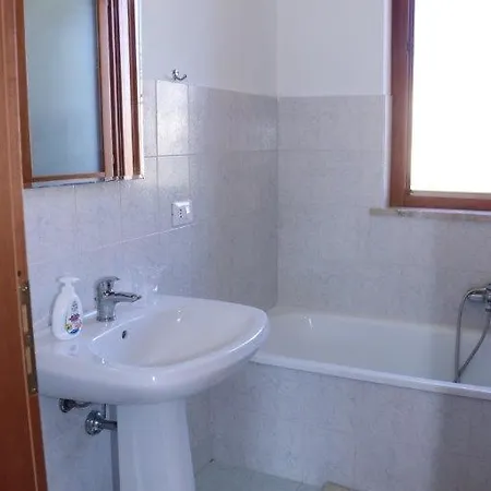 Cavalluccio Marino Con Piscina Idromassaggio Carini