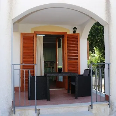 Cavalluccio Marino Con Piscina Idromassaggio *