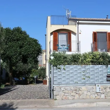 Cavalluccio Marino Con Piscina Idromassaggio